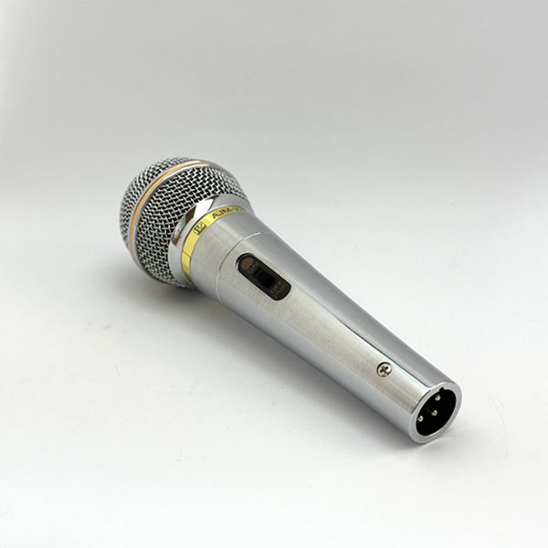 تصویر میکروفن پی وی 320 از بالا